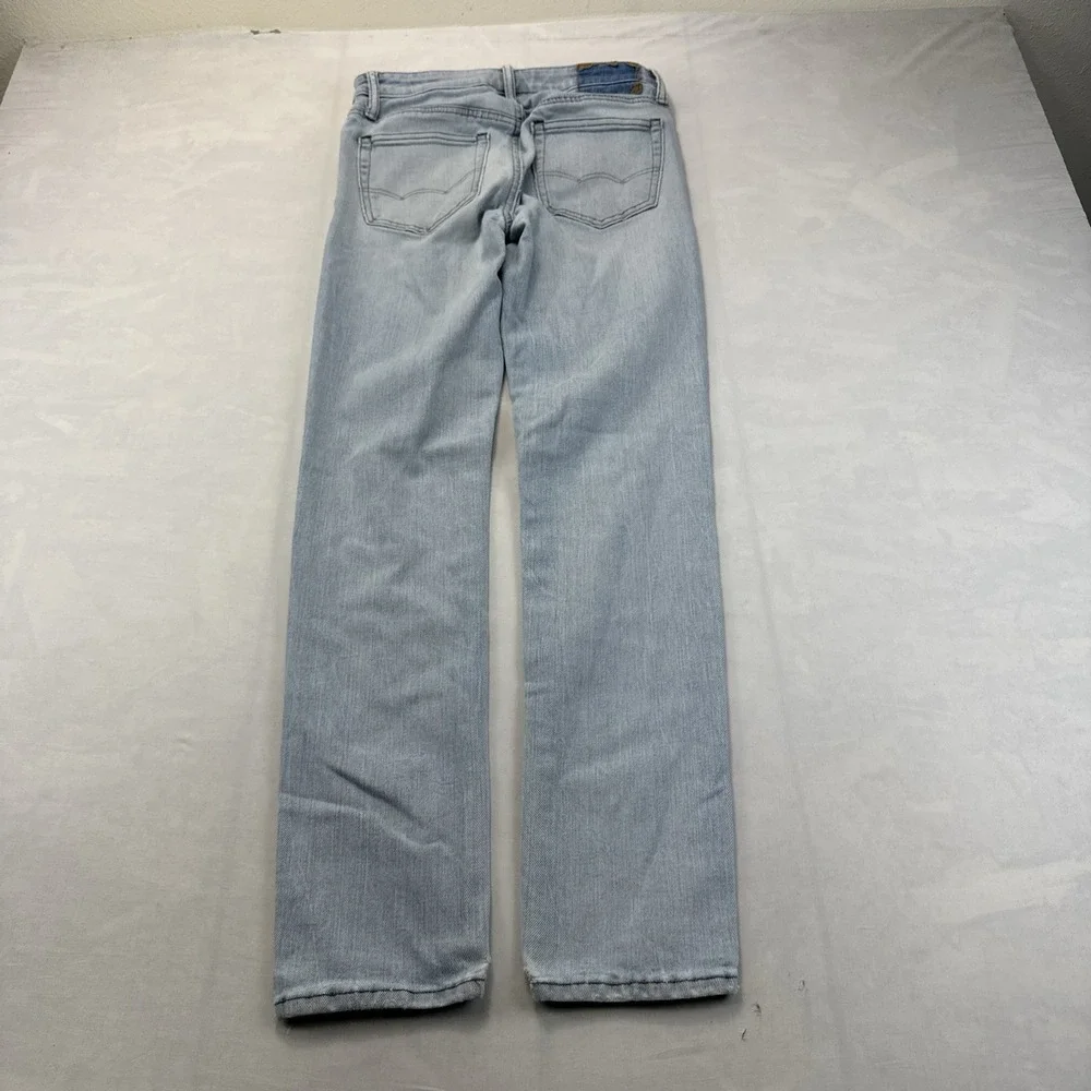 American Eagle Next Level Airflex Men's 28x32 Light Wash Straight Leg Jeans